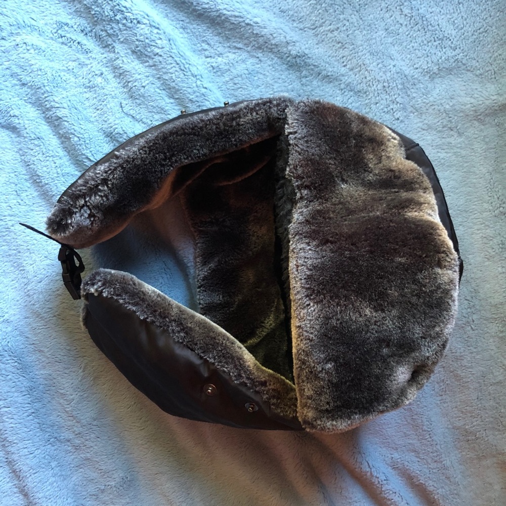 Snowboarding hat